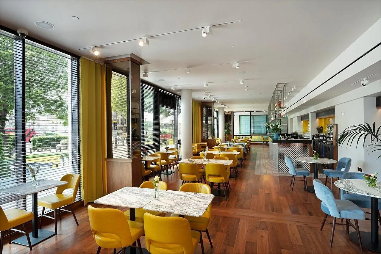 Hotel Tower Suites By Blue Orchid Londyn