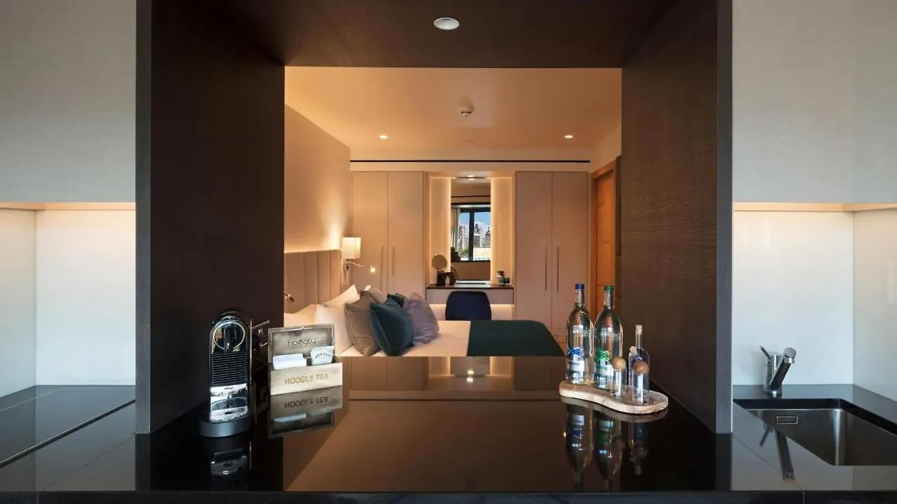 Hotel Tower Suites By Blue Orchid Londyn